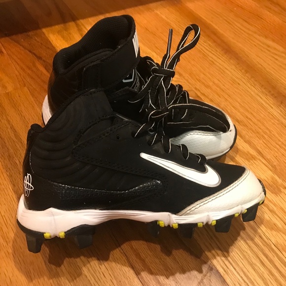 nike toddler baseball cleats